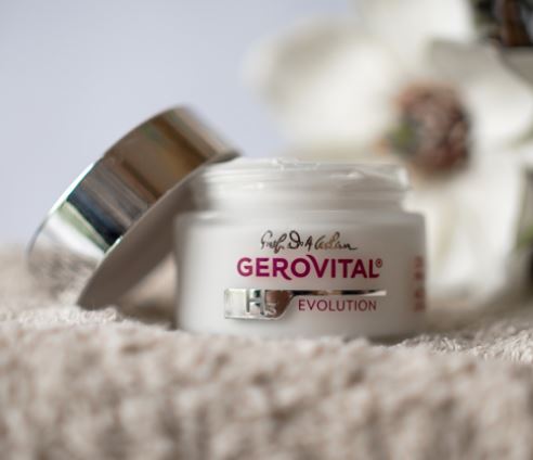 Gerovital H3 Evolution - Anti-wrinkle Cream Concentrated with Hyaluronic Acid 3%, 30+, 50 ml