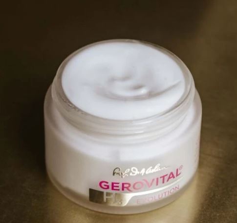 Gerovital H3 Evolution - Regenerating Lifting Cream Night Care with Superoxide Dismutase, 30+, 50 ml